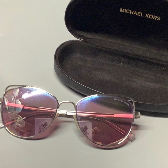 Michael kors sunglasses - Picture 1 of 1